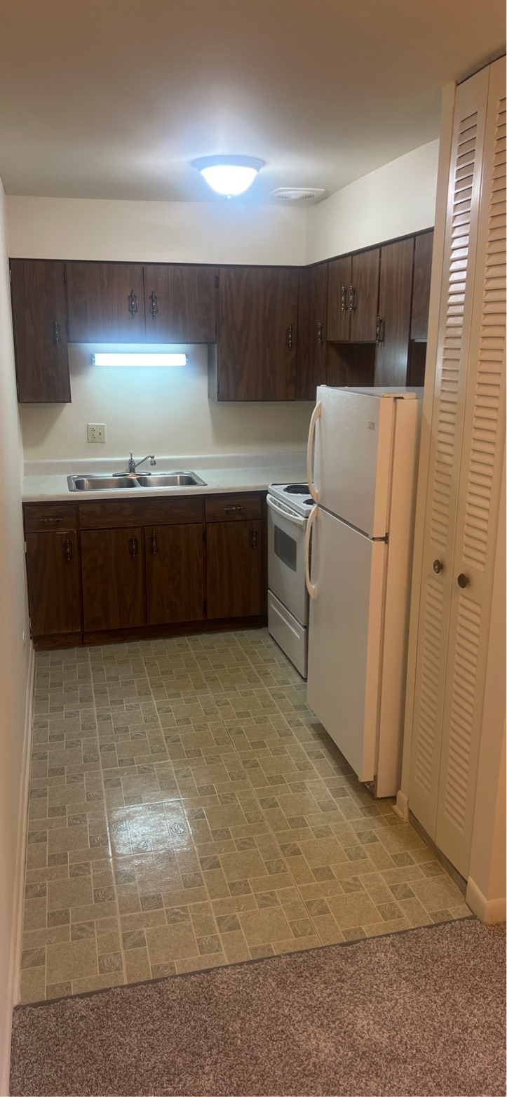 520 N. GENESEE ST. - 407