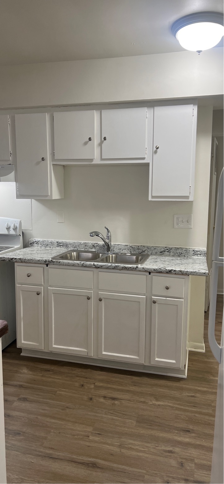 2405 SHERMAN AVE - C