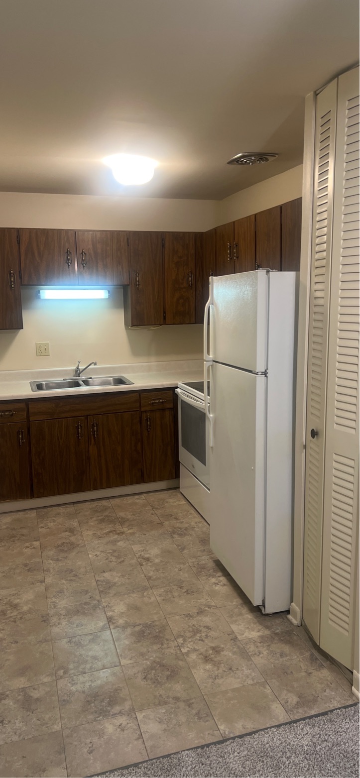 520 N. GENESEE ST. - 318