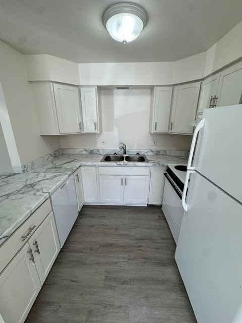 4337 CENTENNIAL CT. #01